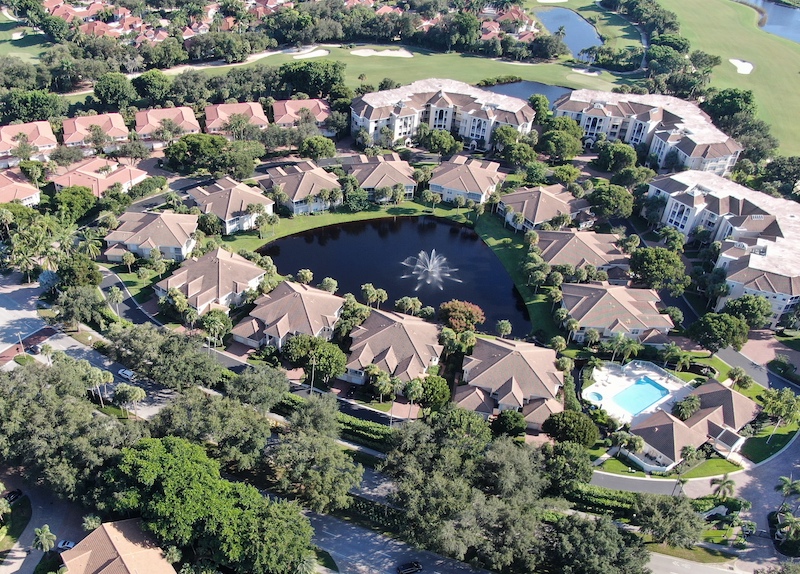 The Crescent Condos for Sale Pelican Bay Naples, Pelican Bay Real Estate
